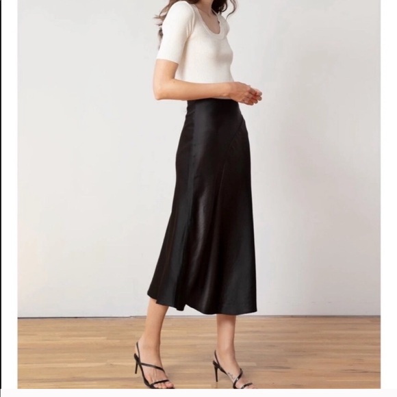 Zara satin effect midi skirt - Picture 8 of 16